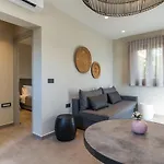 Dimitra - Saint Nikolas Retreat Villa Faraklata